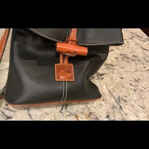 Authentic Dooney and Bourke small Crossover bag!
